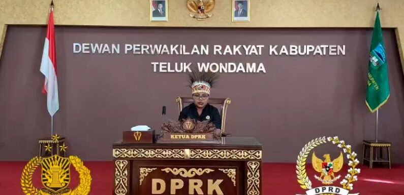 Ketua DPRK Teluk Wondama: 79 Tahun Polri, Komitmen untuk Rakyat Semakin Nyata.